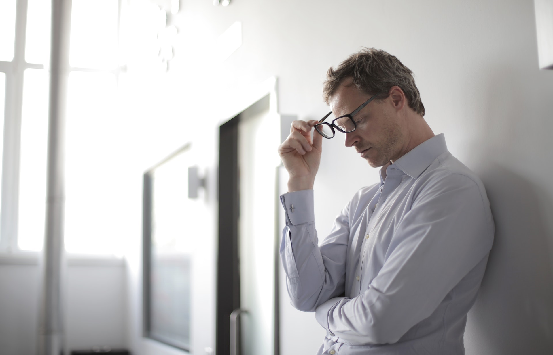 MAN SHOWING ANXIETY