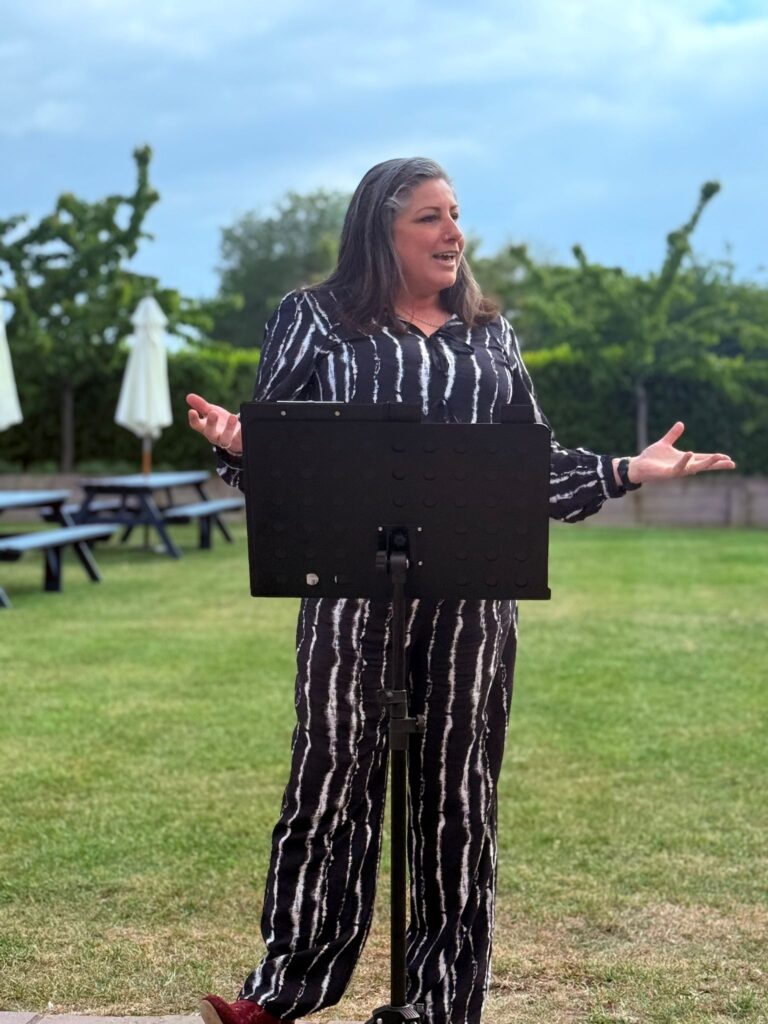 heidi walker presenting